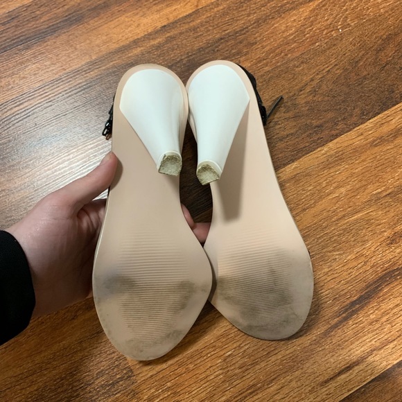 Heels - Picture 5 of 5